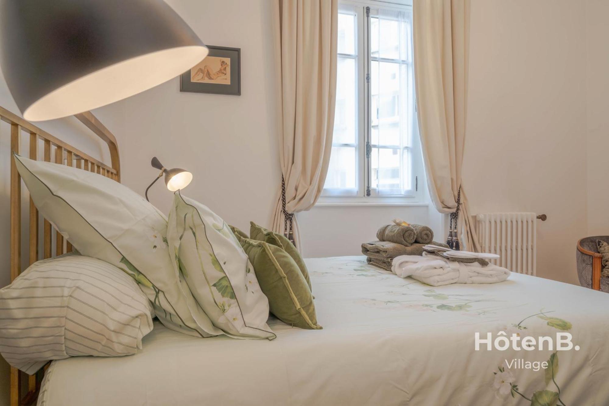 "Les Effrontes" Louis Blanc Charming Apartment Limoges Buitenkant foto